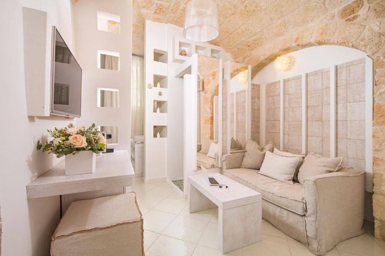 San Michele Suite Полиньяно-а-Маре Экстерьер фото